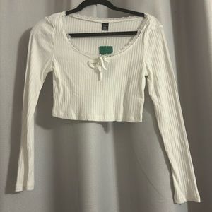 SHEIN Long Sleeve Crop Top